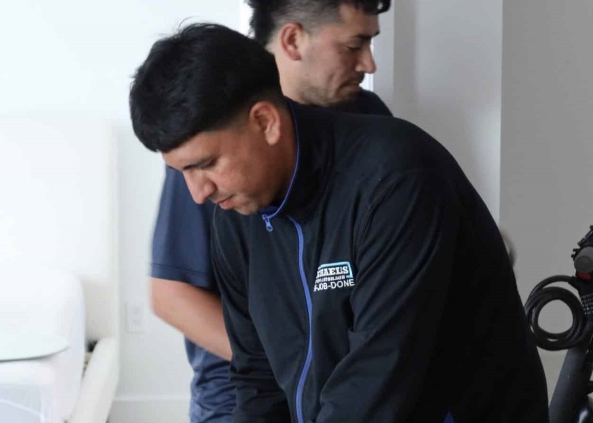 Walpole MA Mattress & Bed Moving Services